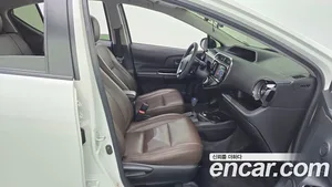 Toyota Prius, 2019 — миниатюра 15