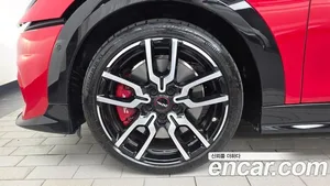 Mini Cooper Convertible, 2025 — миниатюра 5