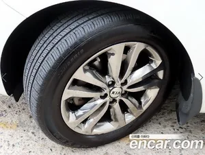 Kia Carnival, 2016 — миниатюра 20