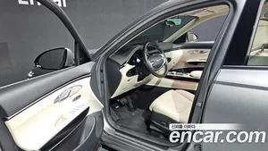Genesis GV70, 2023 — миниатюра 13