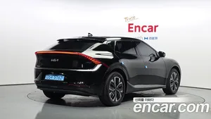 Kia EV6, 2023 — миниатюра 2