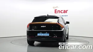 Kia EV6, 2023 — миниатюра 4