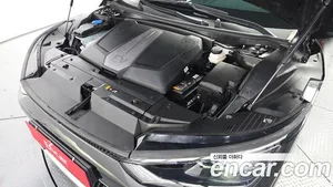 Kia EV6, 2023 — миниатюра 6