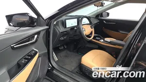 Kia EV6, 2023 — миниатюра 13