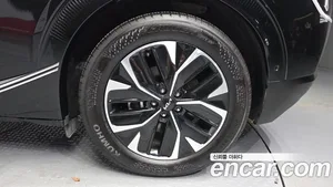 Kia EV6, 2023 — миниатюра 7