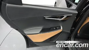 Kia EV6, 2023 — миниатюра 15