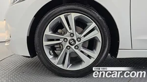 Hyundai Avante, 2017 — миниатюра 4
