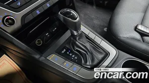 Hyundai Avante, 2017 — миниатюра 11