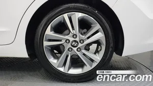 Hyundai Avante, 2017 — миниатюра 6