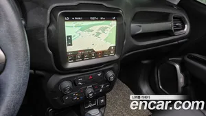 Jeep Renegade, 2021 — миниатюра 20