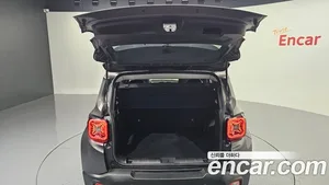 Jeep Renegade, 2021 — миниатюра 32