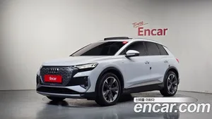Audi Q4 e-tron, 2023 — миниатюра 1
