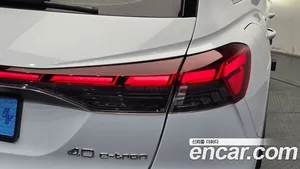 Audi Q4 e-tron, 2023 — миниатюра 9