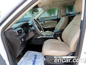 Ford Explorer, 2023 — миниатюра 5