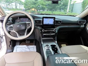 Ford Explorer, 2023 — миниатюра 7