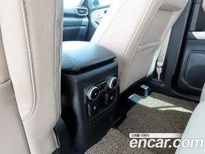 Ford Explorer, 2023 — миниатюра 15