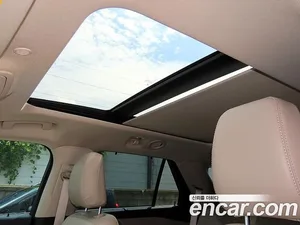 Ford Explorer, 2023 — миниатюра 16