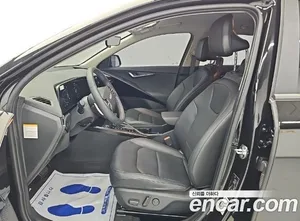 Kia Niro, 2022 — миниатюра 11