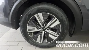 Kia Niro, 2020 — миниатюра 5