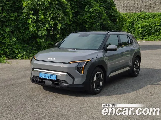 Kia EV3, 2026 — фото автомобиля из Кореи