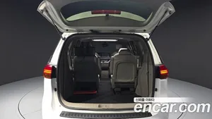 Kia Carnival, 2015 — миниатюра 20