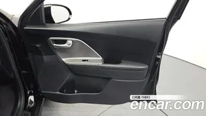 Kia Niro, 2022 — миниатюра 14