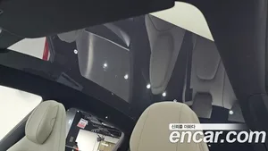 Tesla Model Y, 2026 — миниатюра 23