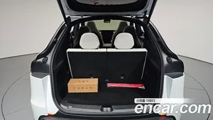 Tesla Model Y, 2026 — миниатюра 25