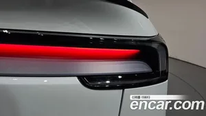 Tesla Model Y, 2026 — миниатюра 8