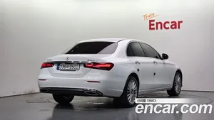 Mercedes-Benz E-Class, 2023 — миниатюра 2