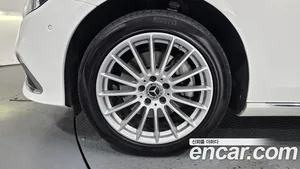 Mercedes-Benz E-Class, 2023 — миниатюра 5