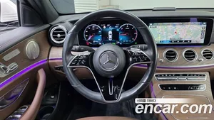 Mercedes-Benz E-Class, 2023 — миниатюра 19