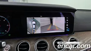 Mercedes-Benz E-Class, 2023 — миниатюра 21