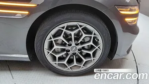 Genesis G80, 2023 — миниатюра 7