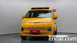 Hyundai Staria, 2023 — миниатюра 3