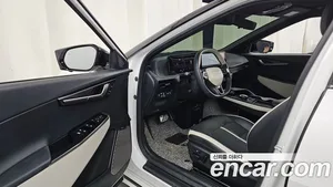 Kia EV6, 2025 — миниатюра 13