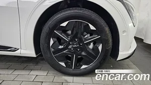 Kia EV6, 2025 — миниатюра 7