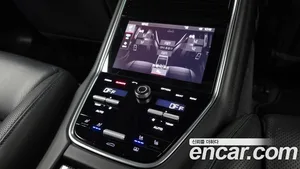Porsche Panamera, 2018 — миниатюра 19