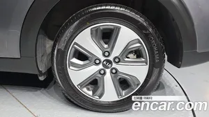 Kia Niro, 2017 — миниатюра 7