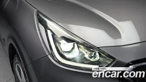 Kia Niro, 2017 — миниатюра 8