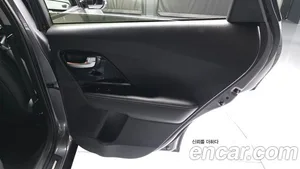 Kia Niro, 2017 — миниатюра 15