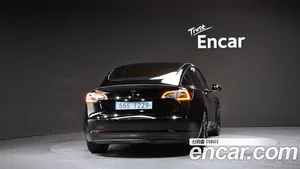 Tesla Model 3, 2022 — миниатюра 3