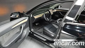 Tesla Model 3, 2022 — миниатюра 12
