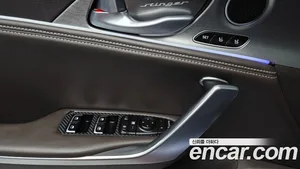 Kia Stinger, 2017 — миниатюра 22