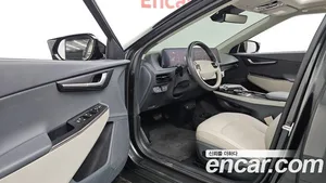 Kia EV6, 2023 — миниатюра 13