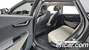 Kia EV6, 2023 — миниатюра 16
