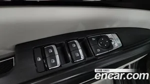 Kia Carnival, 2022 — миниатюра 30