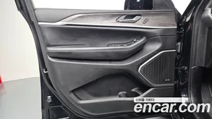 Jeep Cherokee, 2023 — миниатюра 14