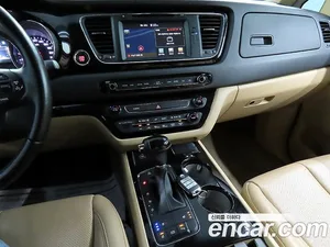 Kia Carnival, 2016 — миниатюра 17