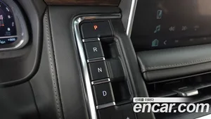 Chevrolet Tahoe, 2023 — миниатюра 12